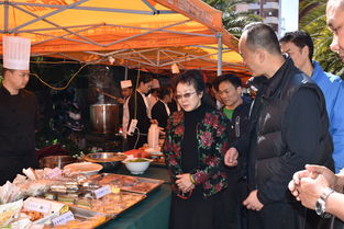 集團(tuán)餐飲服務(wù)中心運(yùn)動會期間順利舉辦農(nóng)副食品展銷會