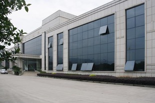 北京鵬冠興業科技 專注不間斷電源設備的技術開發與銷售